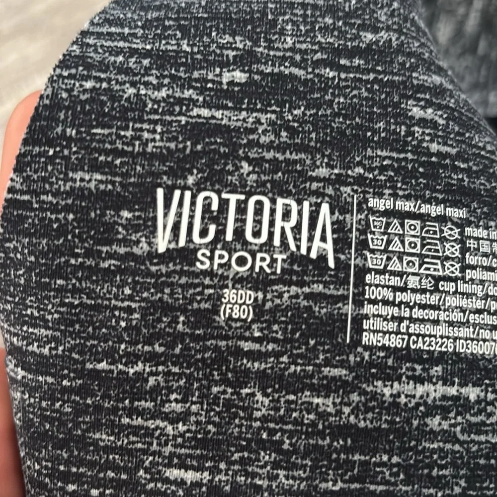 Victoria's Secret Angel Max Sports Bra - Picture 9 of 10